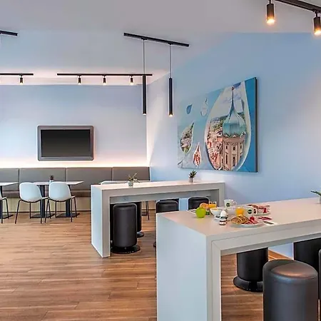 Hotel Augsburg-nord 3*